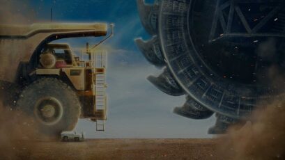 نقد و بررسی بازی Giant Machines 2017